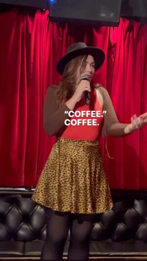 Andrea Vicunia Instagram - WHERE SHOULD YOU GO ON THE 1ST DATE? #standupcomedy #standup #comedy #comedia #dating #datingadvice #lol #fyp