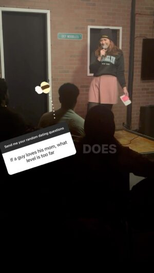 Andrea Vicunia Instagram - #MommyIssues anyone?😂 Tell me your fun meeting the parents stories!!!

#meettheparents #datingadvice #datingtips #datingmemes #datingapp #bumble #bumblelife #mom 

More @defnoodlescomedyclub fun mic time!!!🎤