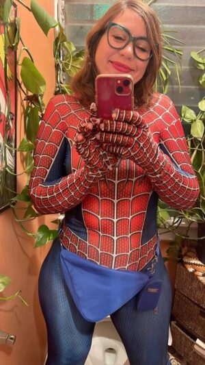 Andrea Vicunia Instagram - 🎃👻 Happy Halloween 🎃👻 So many fun and random partays and celebrations! WHAT DID YOU DRESS AS?