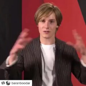 Andreas Pietschmann Instagram - Wie alles begann......... Remember?
@baranboodar @jantjefriese @louishofmann @joerdis_triebel @gina.stiebitz @lisa.vicari @moritzjahnofficial @paullux1234 @lea_van_acken @andreaspietschmann @dark #darknetflix