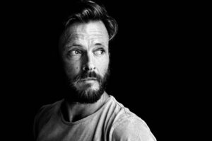Andreas Pietschmann Instagram - Thanks to great #mathiasbothor 📷 #photographer 
#actor #headshot #portrait #2019 #blackandwhite