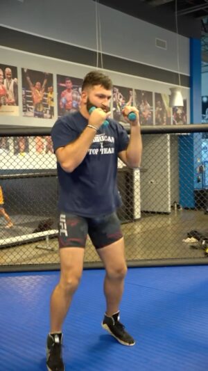 Andrei Arlovski Instagram - Routine and I LOVE ❤️ IT…

#ufc #boxing #fighter #explorepage #explore #fighting #viral #content #success