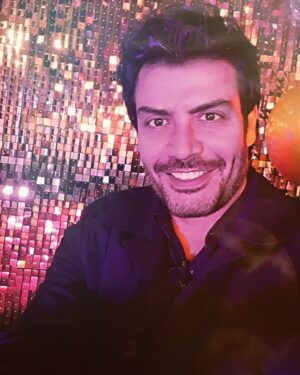 Andrés Palacios Instagram - Que un regalo sea seguir sueños 🎄😘