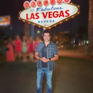 Andrés Palacios Instagram - Alv...amar la vida!!! 😉😍🤩