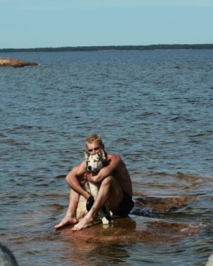 Andrew Biernat Instagram - A dog has no use for fancy cars, big homes, or designer clothes. A waterlogged stick will do just fine. A dog doesn’t care if you’re rich or poor, clever or dull, smart or dumb. Give them your heart, and they will give you theirs. 

#johngrogan #marleyandme