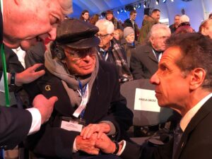 Andrew Cuomo Instagram - Today, we commemorate of the 79th anniv of Auschwitz’s liberation & honor the 6 million victims of the Shoah

Amidst the recent wave of anti-Semitism, it’s more important than ever to stand with our Jewish brothers & sisters, show our solidarity & renew our vow to #neverforget