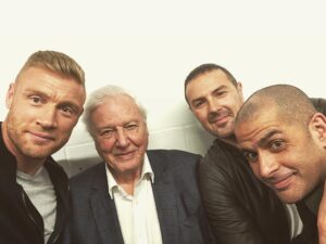 Andrew Flintoff Instagram - The 4th member of the @topgear team announced !! Not been star struck in a long time but here i am , obviously not by @mcguinness.paddy !! Sir David 💥
@harrismonkey