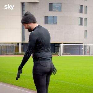 Andrew Flintoff Instagram - Tonight at 9pm is always my favourite the @alotosky unseen bits from the road trip . @jamie.redknapp @romeshranga @mrbigtomd @jackwhitehall @chattyman @micahrichards @chattyman @marcopierrewhit @alexscott2 @shaunwilliamson64 @tombosworth @klein443 @ish.kalia