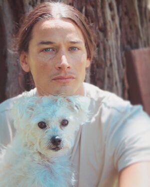 Andrew Gray Instagram - Mans best friend. 

Yesterday was a lot of fun shooting new headshots around the property. Right as we started Kilo jumped on my lap most likely thinking it was his photoshoot too pretty standard really and within one click he synched up. Then bam! We were off to the races. The photographer said, “That one handsom beast. My God.” Kilo must of understood because he then took center stage. I just sat back and went with the flow. It’s true you learn so much from your children. I was blown away. When we wrapped both the photographer and I said at the same time “he’s a natural.”
Then I said, “you bet your ass he is!” 

🎶 @rascalflatts

#kilowatsongray #keeks #poppakeeks #keekdaddyfresh #keeksinthestreets #mountainkeeks #bubba #butters