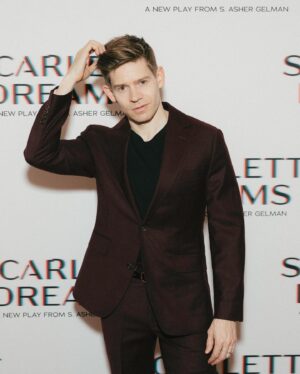 Andrew Keenan-Bolger Instagram - Opening night photo dump @scarlettdreamsplay
📸 by @Jeremydvarner and me