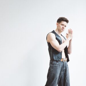 Andrew Keenan-Bolger Instagram - Ain’t no hold ‘em 🤠 
Happy Beyoncé day to all who observe!
Photographed and styled by @robertriese_photography