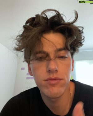 Andrew Neaves Instagram - my 2023 wrapped:
Found my great grandpas war records. Mourned my grandma. Found out she was an acclaimed smut novelist hahahaha. Had a stye for 3 months straight. Went to Brazil. Took Any to Texas. Saw @aidan.e.neaves graduate Wreck Em. Shot a disastrous short w @dakotajans. Wrote my way through the strike. Lookmaxxed into 2024.