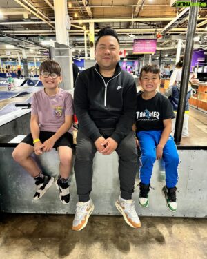 Andrew Phung Instagram - Grateful to be their dad and forever grateful to this man for all his sacrifices, life lessons shared, and everything he’s given his family. ❤️