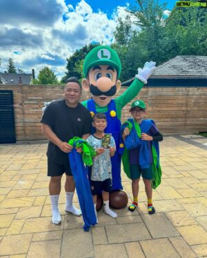 Andrew Phung Instagram - Had an old friend come through to celebrate the last day of school! We were just tidying up and we suddenly hear my younger son shout “Luigi is in our backyard!” My kids later proclaimed this was the best surprise ever. A huge thanks to @nintendoamerica for creating this special moment. We’re hyped to bust out the brand new Luigi’s Mansion 2 HD as we kick off our Summer vacay! We breezed through the first one and it’s a favourite for us. 

#giftedproduct 
#luigismansion2