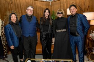 Andrew Rannells Instagram - Anna Wintour and Anne Hathaway at #GutenbergBway...That’s all.

📸: @triciambaron