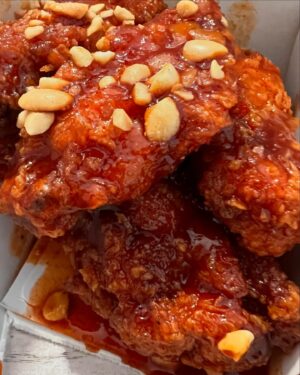Andrew Zimmern Instagram - What national or regional chain makes the best fried chicken? @kyochonus is my choice these days. Who makes better chicken? I can’t think 💭 of anyone… their seasoned chicken 3 or 4 kinds are all superb and their “plain” is the king IMHO. 
Whose poultry palace are you into? Let me know … HAS to be a chain or mini chain. Minimum of 30 locations including country of origin.