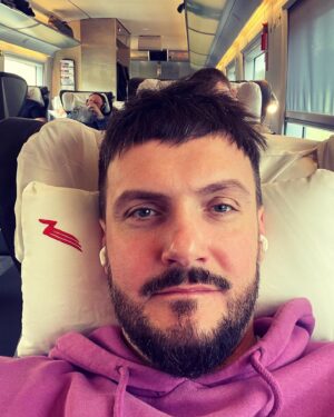 Andrey Averin Instagram - В Москву! 🚂

#путешествие #люблюпоезда