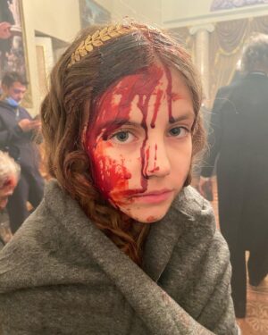 Andrey Averin Instagram - Сегодня день посвящаю моей красотке-актрисе, моей Лизушеньке! Пока мы чилим, в Москве прошла премьера фильма «Карамора»! Режиссёр Данила Козловский @danilakozlovsky. Моя принцесса сыграла одну из дочерей Столыпина. Данила, поздравляю с премьерой и спасибо за веру в мою дочь! 

P.S. с 20 января этот фильм может посмотреть каждый желающий на платформе Start!

#фильм #кино #карамора #данилакозловский #премьера