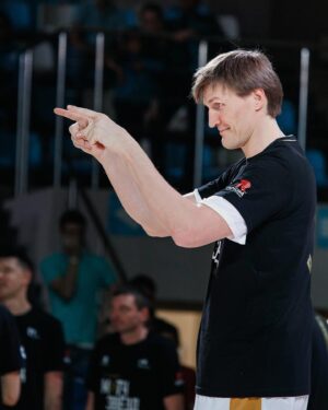 Andrey Kirilenko Instagram - 🌟 Какие невероятные выходные на Матче Звёзд в Саратове в рамках Суперфинала Чемпионата ШБЛ @kesbasket 
Спасибо всем, кто пришел поддержать нас, и моим коллегам, которые помогли сделать игру незабываемой.