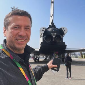 Andrey Merzlikin Instagram - Первый Всемирный Молодежный Фестиваль в Сочи!!!
20000 гостей из 188 стран!
Масштаб космический! Люди все в радостном настроение и в дружелюбных эмоциях! Ну и с погодой просто повезло!!! Такого марта я не припомню в Сочи!
Отдельная планета - 
Сириус. Когда-то это был Олимпийский парк.
Наше выступление перед гостями в ледовом дворце было эпичным! Такого сценического света, звука, экраны и камеры, у нас еще не было, плюс полный зал зрителей и высший пилотаж организации!
Тот момент, когда чувствуешь себя рок-звездой)))
.
#фреддимеркуринаминималках #сочи #сириус #вмф #шукшин #человекземли #весна #работуработаем😜 #ЗнаниеПервые #ЗнаниеТеатр