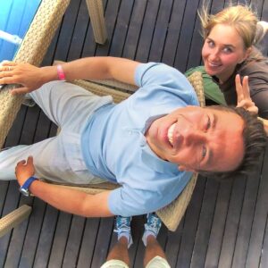Andrey Merzlikin Instagram - Идеальный день для улыбки 🤪.
.
#беляковывотпуске #снимаетсякино #геленджик #жизньэтоусилиевовремени 🏋️⏱️