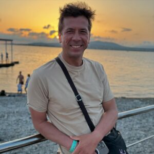 Andrey Merzlikin Instagram - Сегодня был необычайно хороший день, чтобы понять, что я живу.
.
#здесьисейчас
.
#закат #славабогузавсе #жизньэтоусилиевовремени
