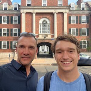 Andriy Shevchenko Instagram - Amazing time visiting my son in NY and at @yale university.❤️