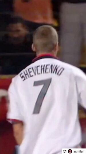 Andriy Shevchenko Instagram - #Repost @acmilan 
・・・
From European Champions to European Super Champions 🏆 

#OnThisDay #SempreMilan