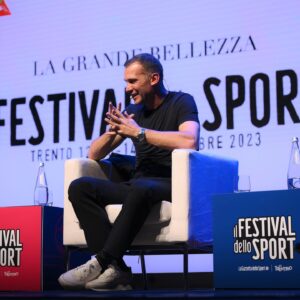 Andriy Shevchenko Instagram - Grazie di cuore Trento❤️
@ilfestivaldellosport