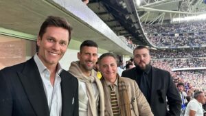 Andy García Instagram - Great night at the Classico.  Real Madrid vs Barcelona . Great match