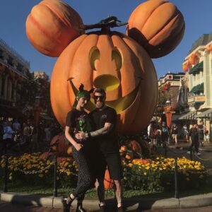 Andy Hurley Instagram - Me and my punkin’ #disneyland #halloween
