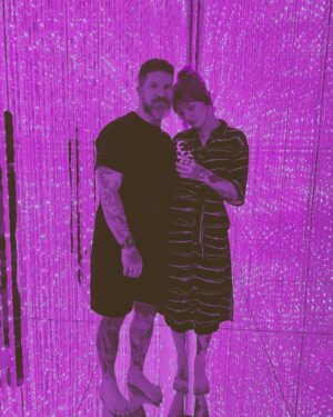 Andy Hurley Instagram - 🍯🌙🇯🇵