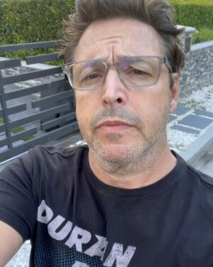 Andy Lassner Instagram - You are #SloWalkingWithAndy because you know what’s up and want to share in all the good feelings our community is throwing down…I’m using these expressions because I’m very in tune with the Z and XY and other generations like millennials and the Pepsi generation as well…SloWalk and chill my brothers and sisters…be cool…ttYL