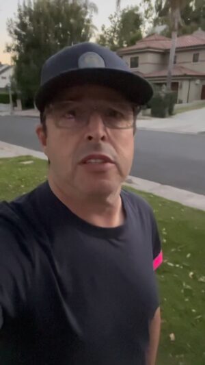 Andy Lassner Instagram - Happy Halloween from #SloWalkingWithAndy International…