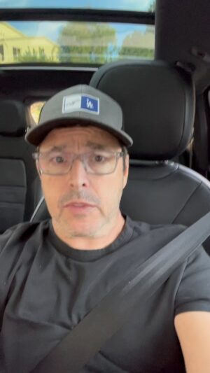 Andy Lassner Instagram - I’m all business today. 
Very, very important and professional. 
Also, corporate headquarters has mandated that I add captions.