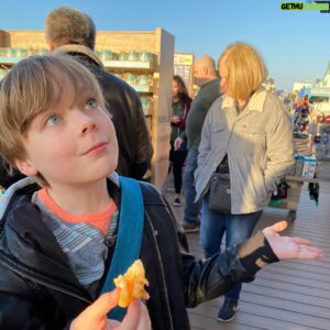Andy Walken Instagram - Sunny winter days and funnel cake are both good things. (Pre-pandemic winter day at the @santamonicapier)

#funnelcake #wecanbeheroes 
#santamonicapier