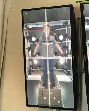 Andy Walken Instagram - This is a very cool Behind the Scenes moment! 130 super high end cameras getting every angle! Each Heroic was 3D rendered for the movie! 

#3drender #behindthescenes #wecanbeheroes #moviemaking #netflix #netflixmovies