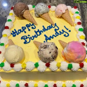 Andy Walken Instagram - I want to thank all you guys for the birthday greetings! You all made this day extra awesome! This has been a great birthday weekend - my sister’s birthday was yesterday and My Family went to @thehuntingtonlibrary today to celebrate. I finished the day with Ice-cream CAKE!!

#birthday #birthdayweekend #huntingtonlibrary #familytime