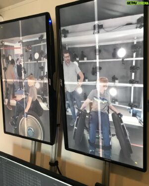 Andy Walken Instagram - This is a very cool Behind the Scenes moment! 130 super high end cameras getting every angle! Each Heroic was 3D rendered for the movie! 

#3drender #behindthescenes #wecanbeheroes #moviemaking #netflix #netflixmovies