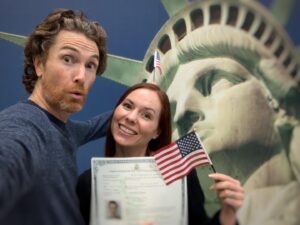 Anel Alexander Instagram - So this happened 🇺🇸…aaaand then we moved back to South Africa 🇿🇦! LA, it’s been a wild ride! When we first moved to Los Angeles towards the end of 2016, I remember locals saying that it was going to take 5 years before you find your feet. And they were right. Only after 5 1/2 years I started feeling at home, like I knew my way around the city and culture and the craziness that is LA. Starting over in another country halfway across the world has been one of the hardest, but most rewarding things I’ve ever had to do. I have learnt more about myself, the world, God, relationships, work and what really matters in life than I was prepared for.
 
I am heartbroken to have had to leave my LA family behind, but I know it is not farewell, simply ‘see y’all later!’ We have met the most incredible humans who have been so extraordinarily good to us through some pretty rough times. I will never be able to thank you all enough for your kindness and generosity. Thank you, from the bottom of our hearts.
 
People make all the difference and we’re finding ourselves in a season where we need to be closer to our family and friends in SA. I’m not sure what the future holds, but I know God has a plan and He is in control.
 
On to new adventures for the Alexanders!
 
#SAtoLAtoSA #citizensoftheworld