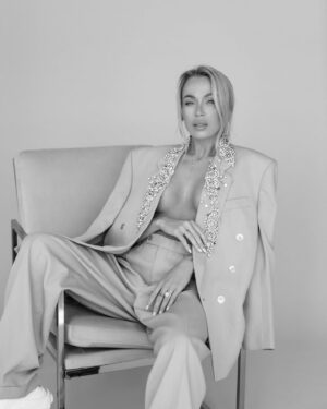 Aneta Sulek Instagram - 🥂

#photography #photoshoot #photoshot #photoshooting #model #bussiness #budsinespaña #bussineswoman #style #womanstyle #outfit