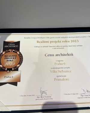 Aneta Sulek Instagram - Projekt roku, který byl nominován. Vyhlášení vítěze proběhlo dnes a Villa Nebusice vyhrála ocenění! Jsem neskutecne pyšná, co jsem dokázala. Žena, žena, co byla podcenovana, protože chce vkročit někam, kde figuruji převážně muži.. Proč jsme podceňování ještě v této době?! Ať kazdy děla, co ho bavi a naplňuje! Miluji svoji práce a své výsledky! 

#silnazena #zenadevelopment #development #developer #developments #developers #developerlifestyle #nemovitosti #projektroku #zena #strongwomen
