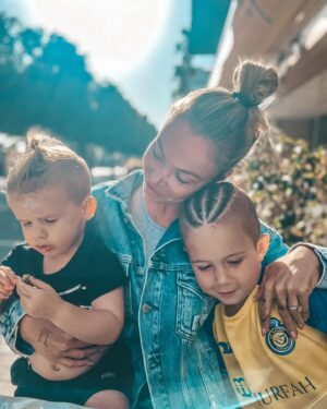 Aneta Sulek Instagram - Love 
#love #loveislove #sons #everything #family #familytime