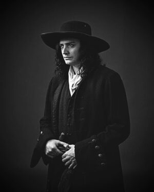 Aneurin Barnard Instagram - Time to grow the hair again…
 Not for Barkskins i’m afraid.. but a new adventure! 🎥