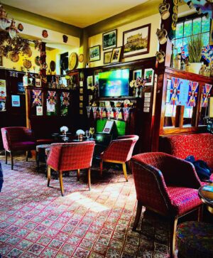 Aneurin Barnard Instagram - There isn’t anything like a good classic old fashioned British pub!