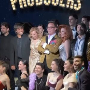 Àngel Llàcer Instagram - ¡A partir de septiembre, en el Tívoli de Barcelona, @theproducerselmusical !

¡¡¡Váis a flipar!!!

¡Entradas ya a la venta con un 30% de descuento!
Link en la bio.

#theproducers #theproducerselmusical