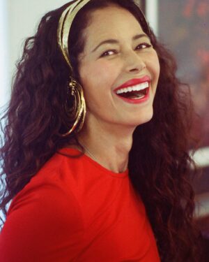 Angela Alvarado Instagram - Happy Galentines Day to all the warriors #galentinesday #girlpower #selflove #power #warrior #queen #self #superhero #mother #daughter #sister #love #beautiful #bellas  Photo:@elizabethberistain @naturalmodelsla headpiece @devonleighofficial