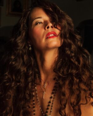 Angela Alvarado Instagram - TBT: #bare #moonlight #strength #power #selflove #woman #mother #art #photography #faith #vision @naturalmodelsla