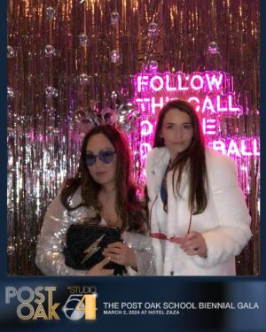 Angela Oh Instagram - Follow the call to the Disco ball 💃🏻🪩🕺🏼 #PostOakGala #bestteachersever 
*
*
*
*
*

#studio54 #studio54forever #studio54party