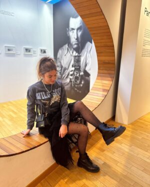 Angèle Vivier Instagram - Expo Doisneau à Megève 📷🎞️😍